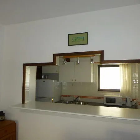 Apartamento Alvor, T1+1 W/ Pool, In Portimao *