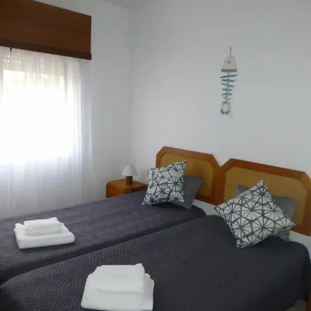Apartamento Alvor, T1+1 W/ Pool, In Portimao *